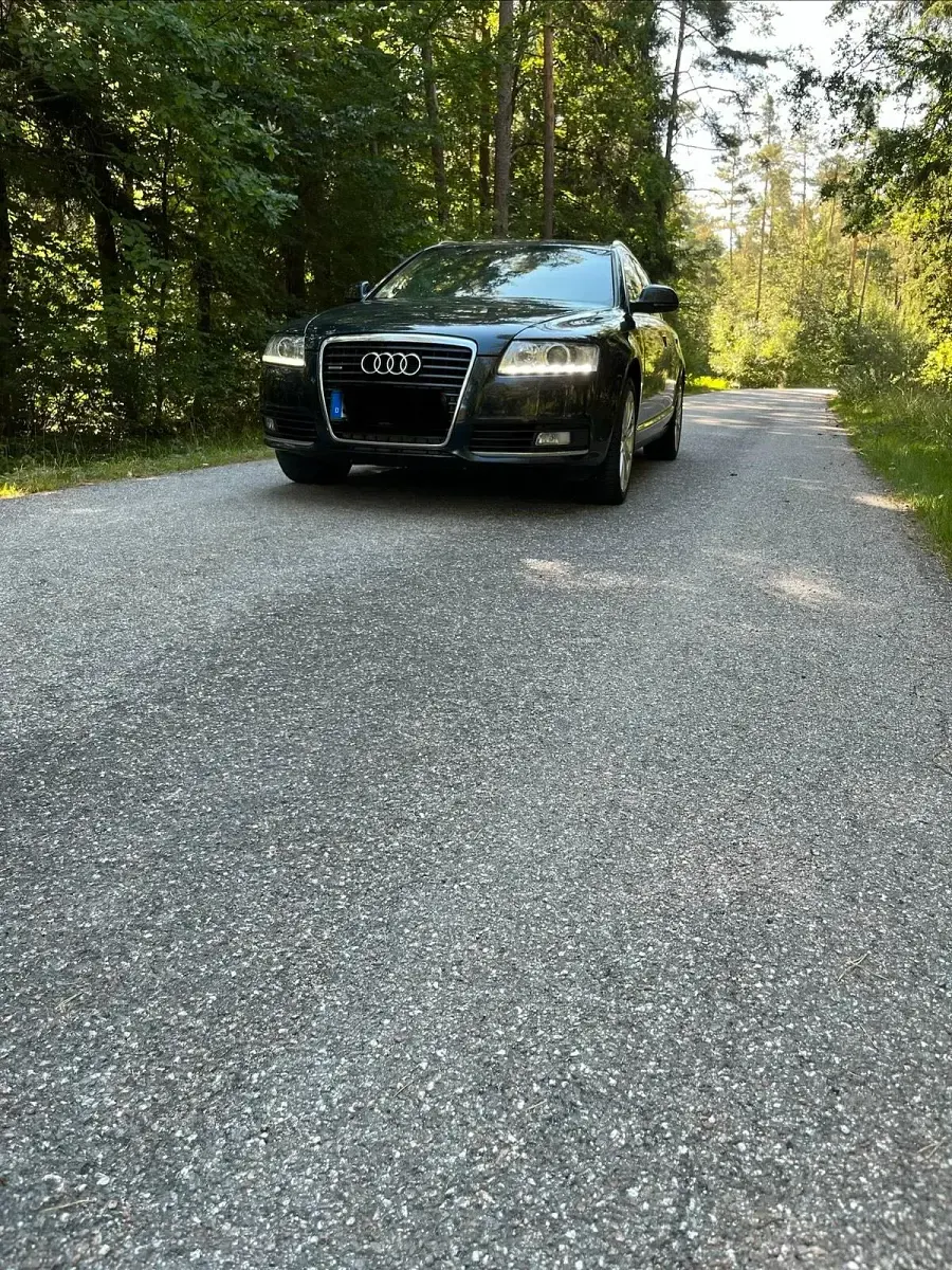 Gebraucht Audi A6 239 PS (175 kW) 2010 Blau Kombi