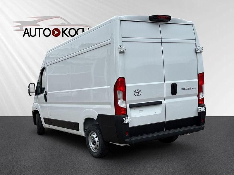 Neu Toyota Proace 141 PS (103 kW) 2025 Weiß Van / Kleinbus