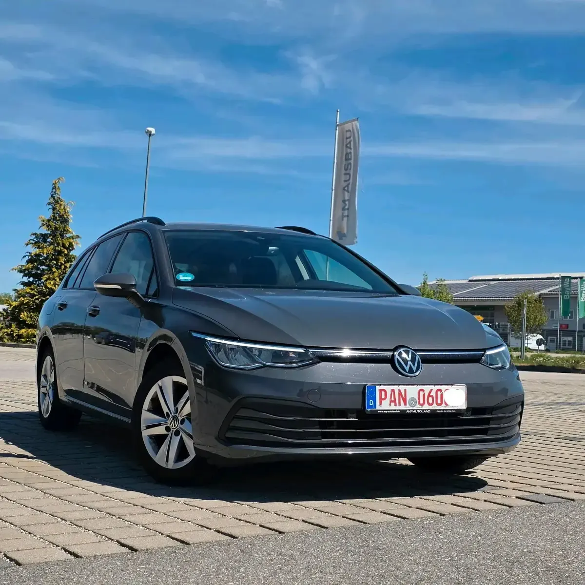 Gebraucht VW Golf VIII Comfortline 150 PS (110 kW) 2021 Grau Kombi