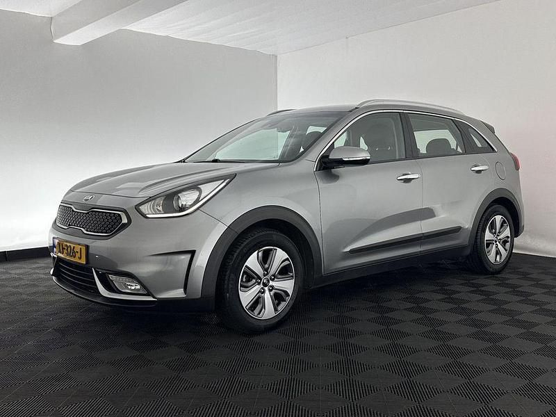 Gebraucht Kia Niro 141 PS (103 kW) 2019 Grau SUV