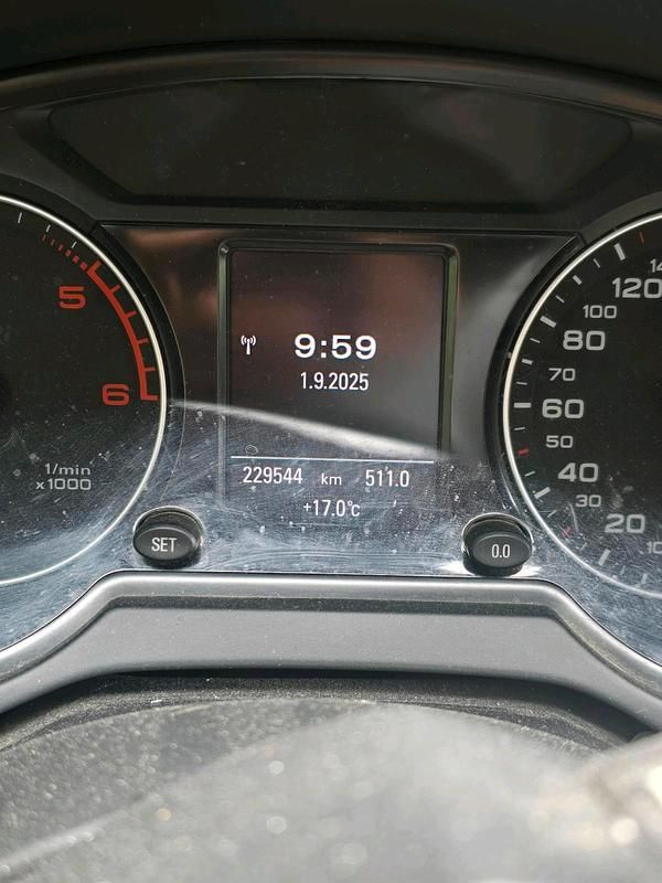 Braun Gebraucht 2011 Audi Q5 SUV | 10.500 € (Fairer Preis) - Bild 1/4
