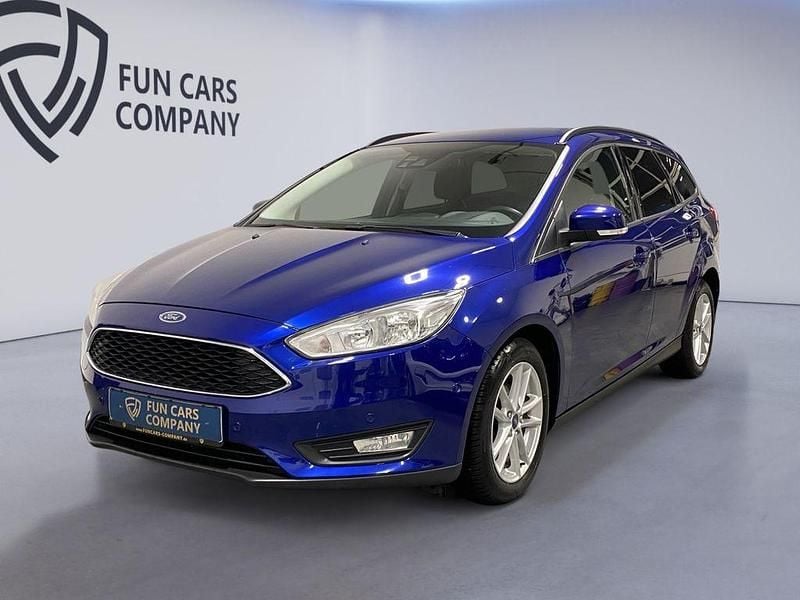Blau Gebraucht 2017 Ford Focus Business Edition Kombi | 5.950 € (Superpreis) - Bild 1/4