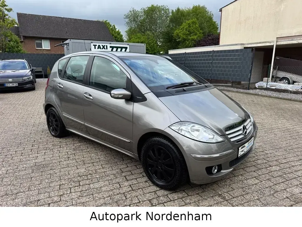 Gebraucht Mercedes A150 Elegance 95 PS (69 kW) 2006 Grau Limousine