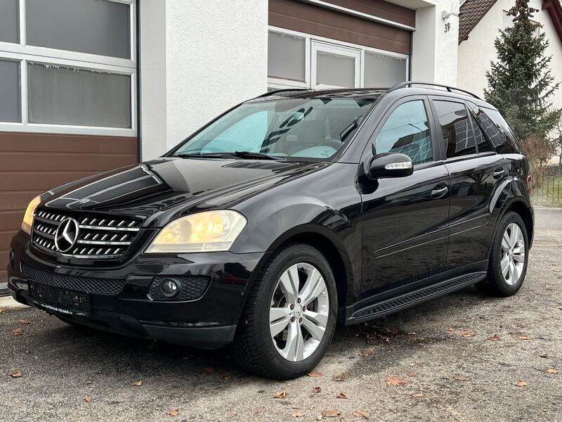 Gebraucht Mercedes ML320 Sport 224 PS (164 kW) 2009 Schwarz SUV