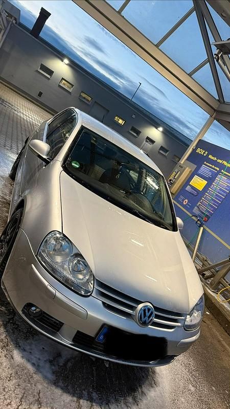 Gebraucht VW Golf V 104 PS (76 kW) 2007 Silber Kleinwagen