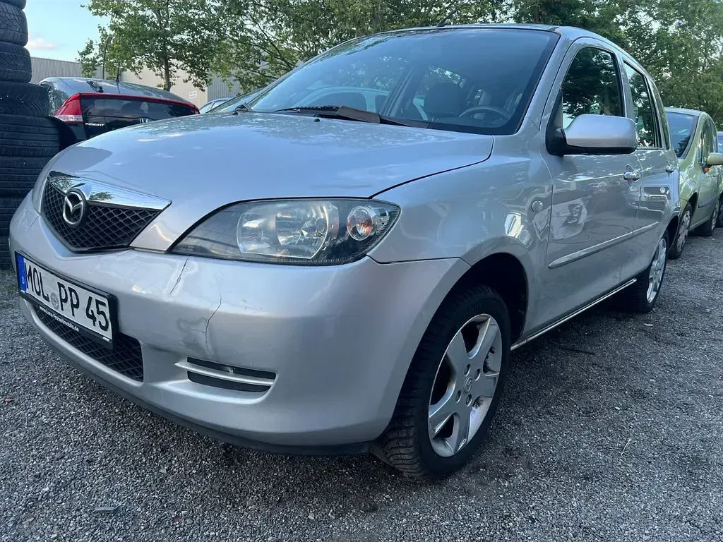 Gebraucht Mazda 2 Active 80 PS (58 kW) 2005 Silber Kleinwagen