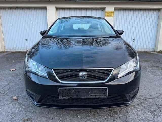 Second-hand Seat Leon Style 105 CP (77 kW) 2014 Negru Berlinǎ