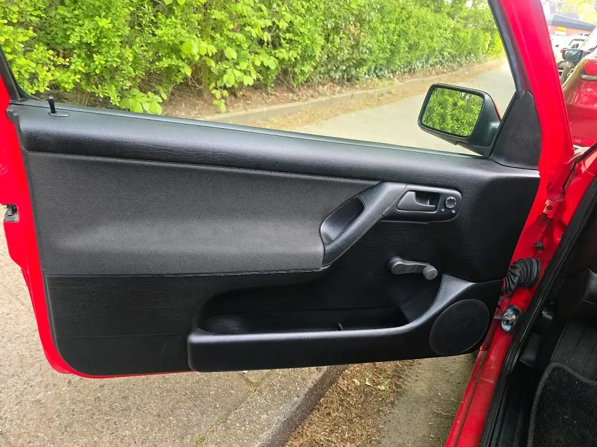 Gebraucht VW Golf III 75 PS (55 kW) 1993 Rot Kleinwagen