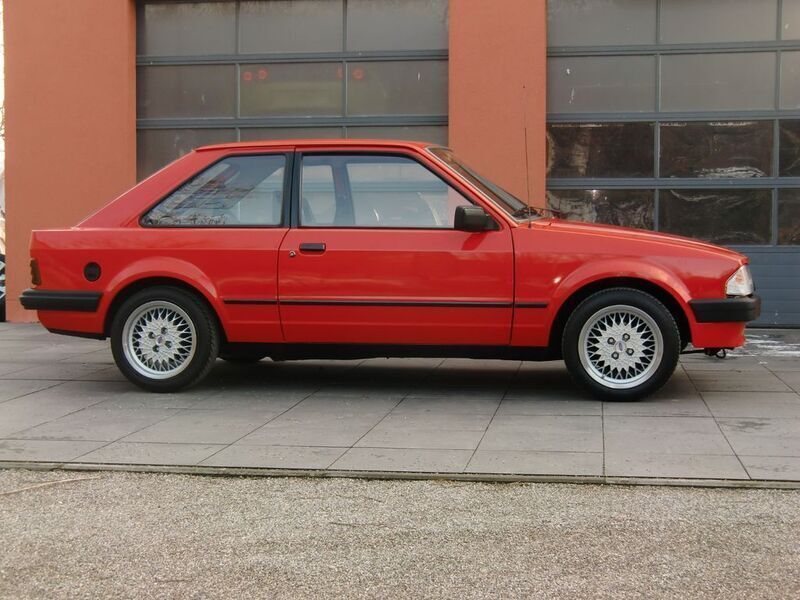 Rot Gebraucht 1981 Ford Escort Kleinwagen | 3.400 € - Bild 1/4