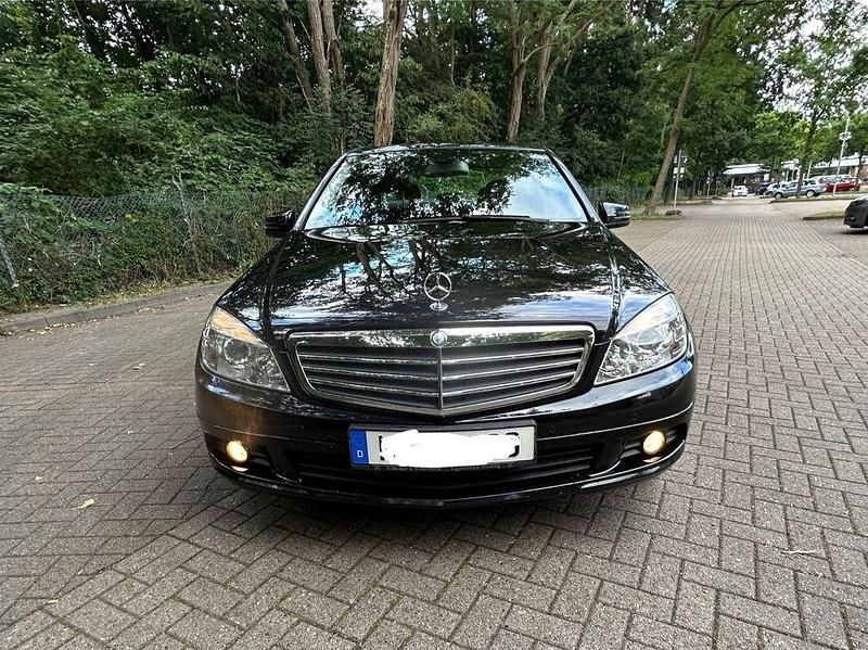 Schwarz Gebraucht 2008 Mercedes C180 Limousine | 5.700 € (Guter Preis) - Bild 1/4