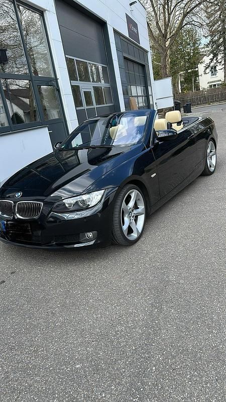 Schwarz Gebraucht 2007 BMW 335 Cabriolet Performance Cabrio | 18.999 € (Fairer Preis) - Bild 1/4