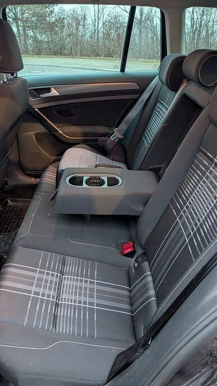 Gebraucht VW Golf VII LOUNGE 150 PS (110 kW) 2015 Grau Kombi