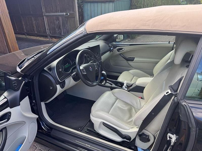 Gebraucht Saab 9-3 Cabriolet Vector 150 PS (110 kW) 2009 Schwarz Cabrio