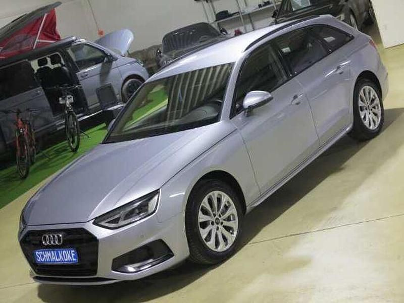 Gebraucht Audi A4 Advanced 204 PS (150 kW) 2023 Floret silver (metallic) Kombi