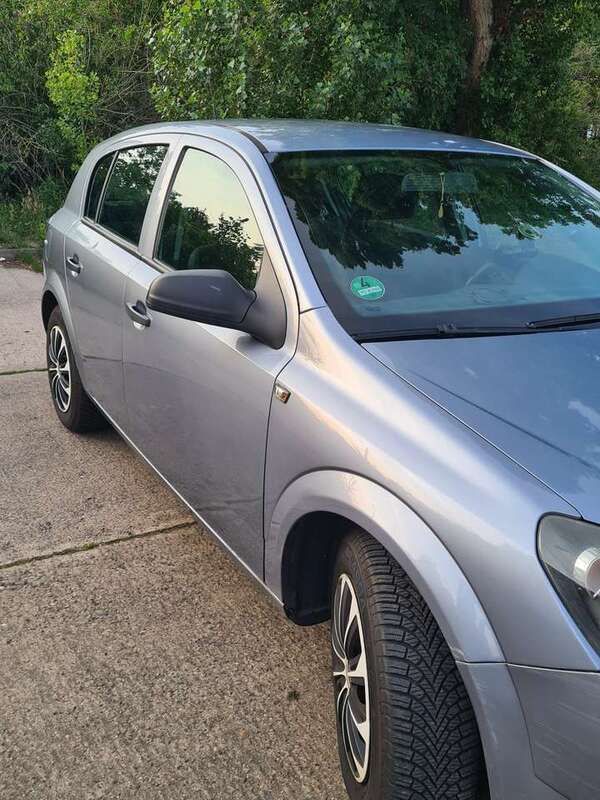 Gebraucht 2009 Opel Astra Kombi | 1.900 € (Guter Preis) - Bild 1/4