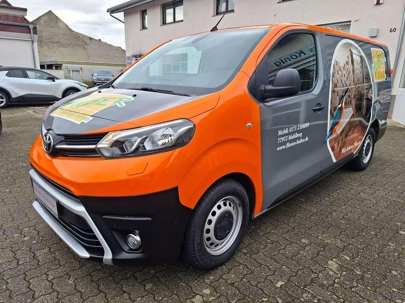 Weiß Gebraucht 2022 Toyota Proace Van / Kleinbus | 19.990 € (Fairer Preis) - Bild 1/4