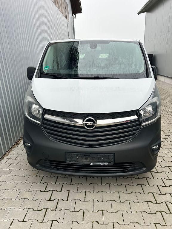 Weiß Gebraucht 2015 Opel Vivaro Van | 9.500 € (Superpreis) - Bild 1/4