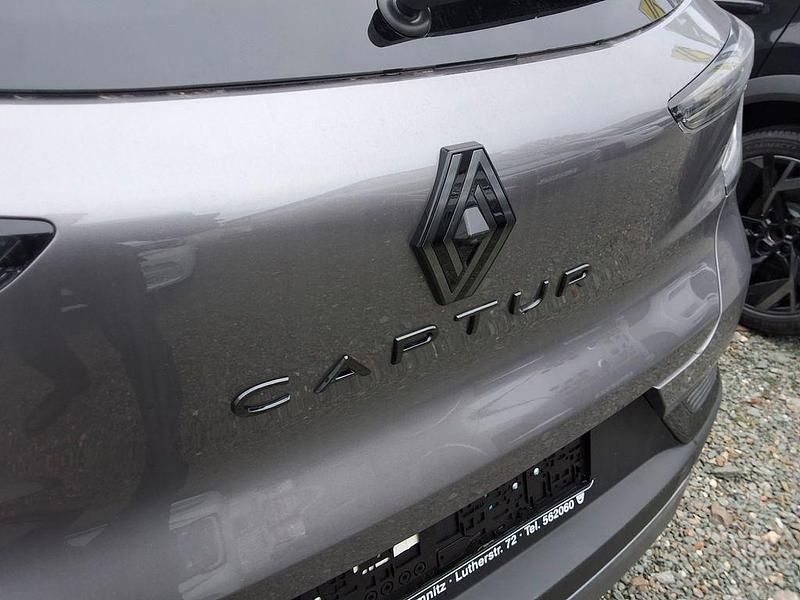 Neu Renault Captur 140 PS (102 kW) 2026 Grau SUV
