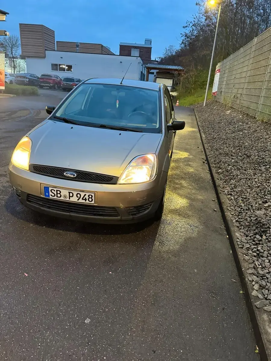 Gebraucht Ford Fiesta 2004 Kleinwagen