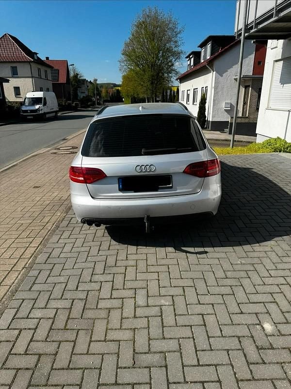 Second-hand Audi A4 Attraction 143 CP (105 kW) 2011 Argintiu Break