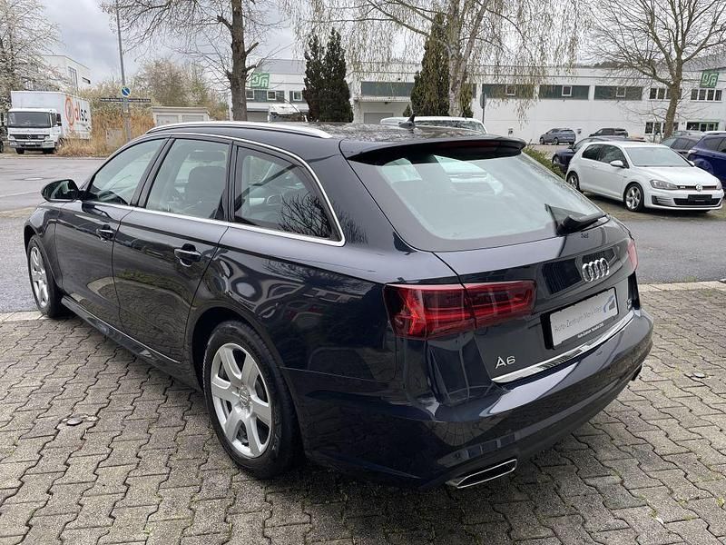 Gebraucht Audi A6 Sport 190 PS (139 kW) 2016 Moonlight blue metallic Kombi