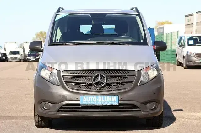 Gebraucht Mercedes Vito 136 PS (100 kW) 2021 Brillantsilber Van
