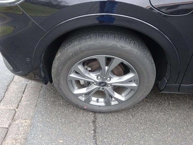 Gebraucht Ford Kuga ST-Line X 224 PS (164 kW) 2024 Schwarz SUV