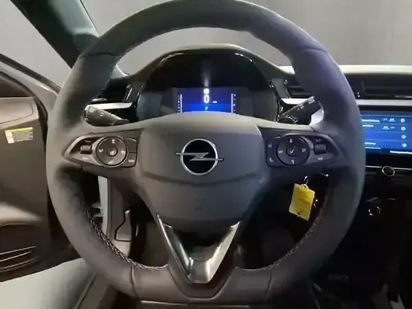 Gebraucht Opel Corsa 101 PS (74 kW) 2025 Grafik grau (uni) Kleinwagen