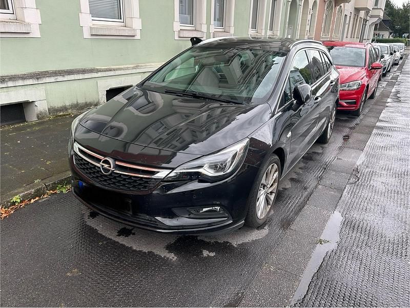 Schwarz Gebraucht 2016 Opel Astra Kombi | 8.000 € (Fairer Preis) - Bild 1/4