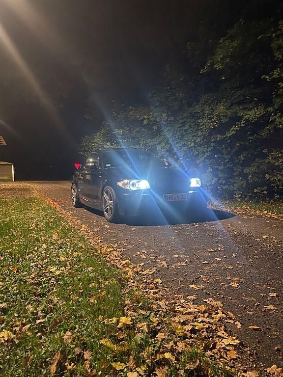 Schwarz Gebraucht 2007 BMW 135 Performance Kleinwagen | 13.000 € (Superpreis) - Bild 1/4