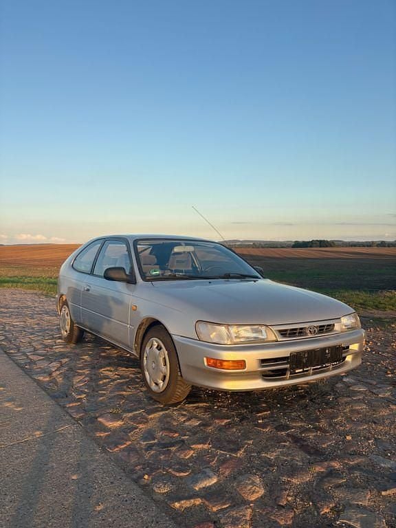 Silber Gebraucht 1997 Toyota Corolla XLi Limousine | 2.800 € (Superpreis) - Bild 1/4