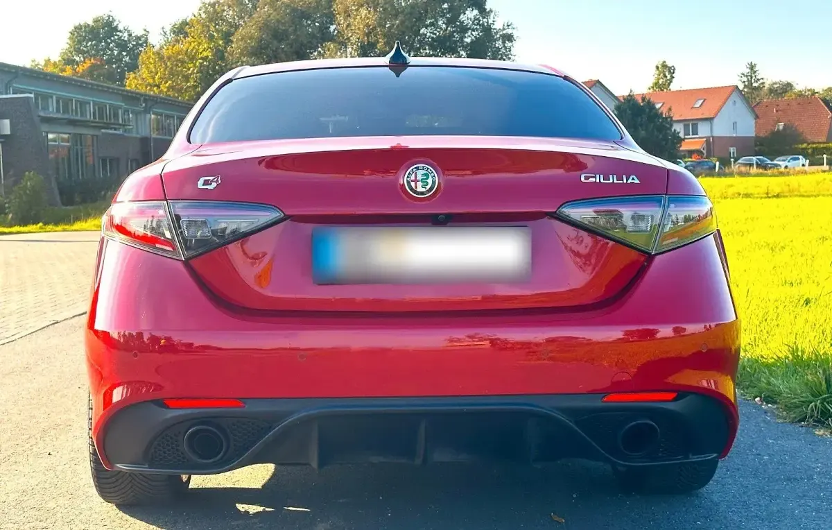 Gebraucht Alfa Romeo Giulia Veloce 280 PS (205 kW) 2024 Rot Limousine