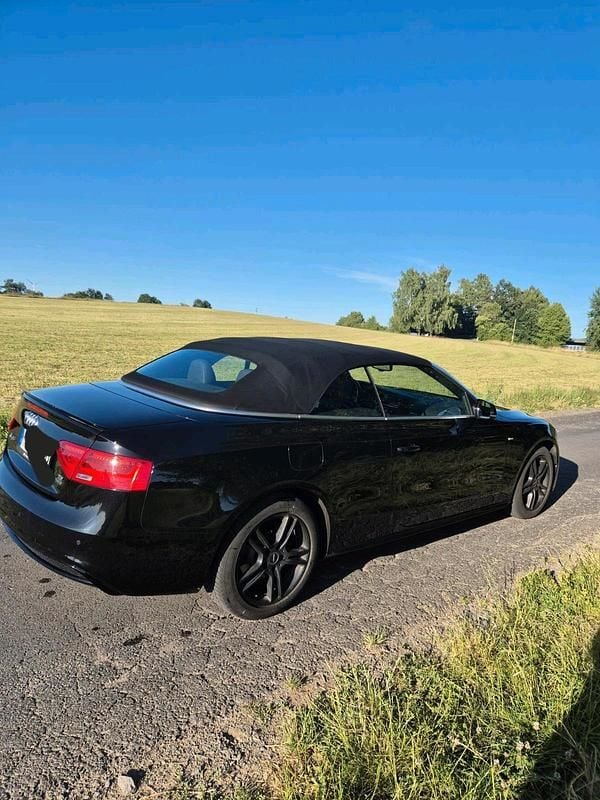 Gebraucht Audi A5 Cabriolet 190 PS (139 kW) 2016 Schwarz Cabrio