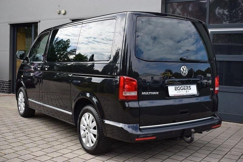 Gebraucht VW Multivan Highline 179 PS (131 kW) 2013 Schwarz Van