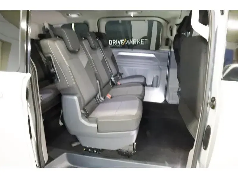 Ny VW Caravelle Style 150 HK (110 kW) 2026 Grå Van