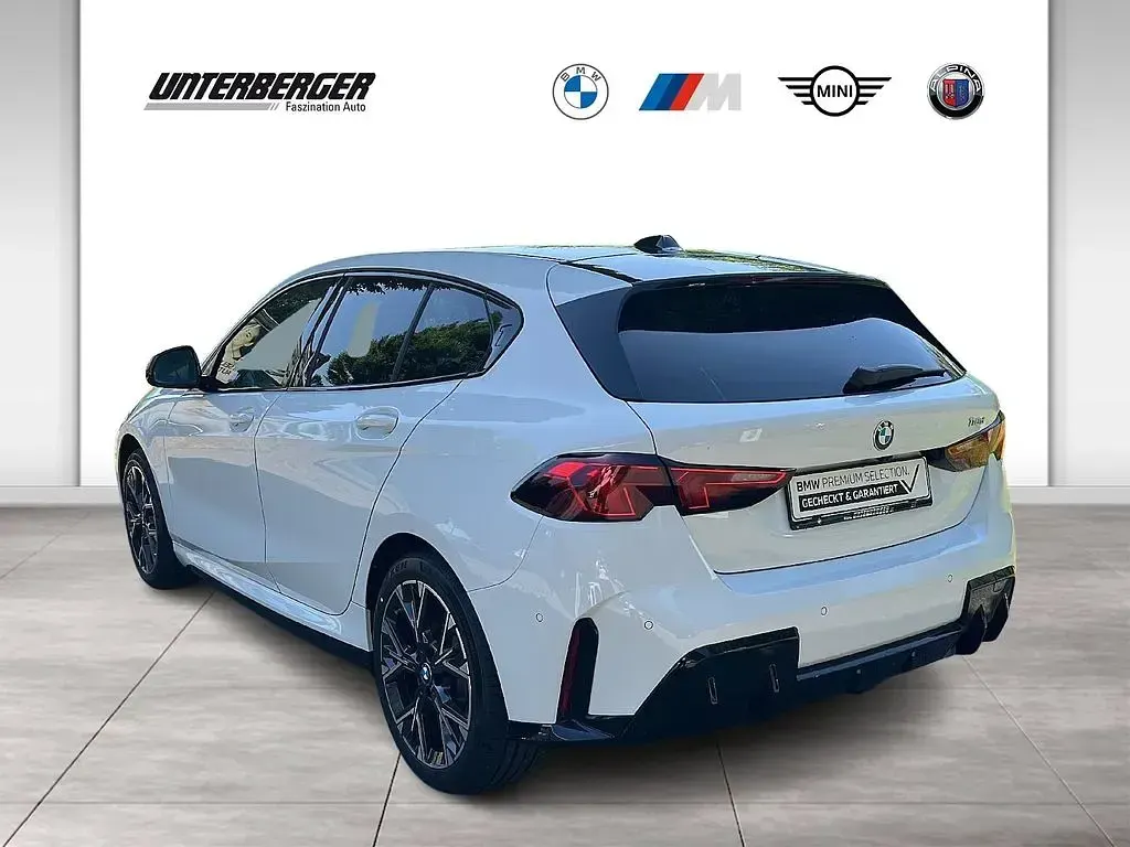 Gebraucht BMW 118 Performance 150 PS (110 kW) 2025 Alpinweiß uni Kleinwagen
