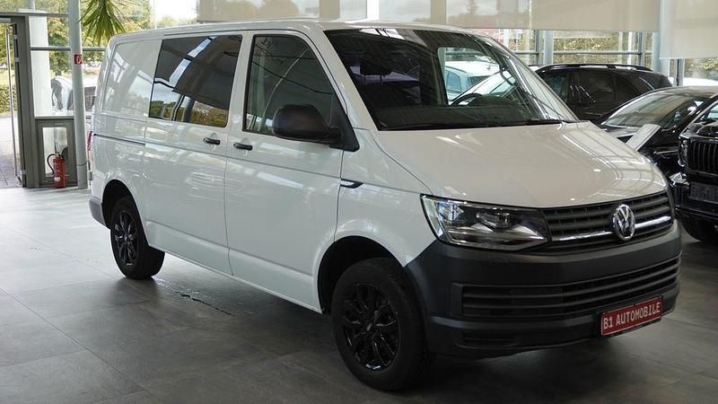 Gebraucht VW Transporter Trendline 150 PS (110 kW) 2019 Candyweiss Van