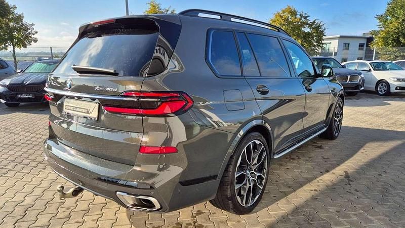 Gebraucht BMW X7 Efficient Dynamics 340 PS (250 kW) 2025 Grau SUV