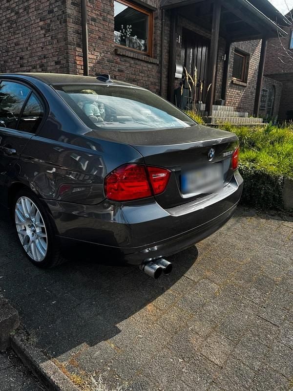 Gebraucht BMW 325 Performance 218 PS (160 kW) 2006 Grau Limousine