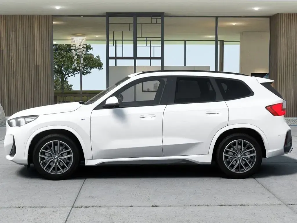 Gebraucht BMW X1 M Sport 197 PS (144 kW) 2025 Alpinweiss iii (weiß) SUV