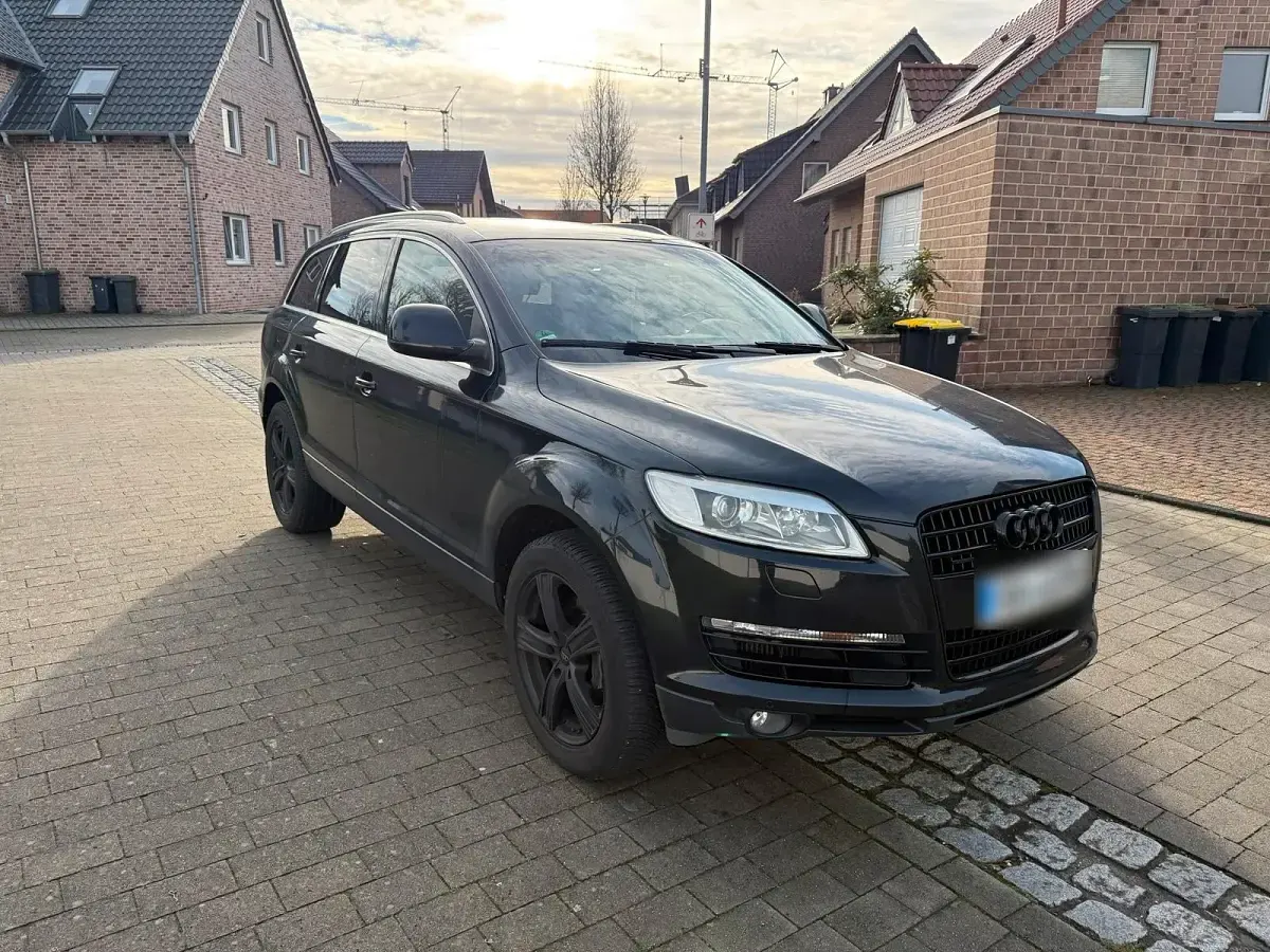 Second-hand Audi Q7 239 CP (175 kW) 2006 Negru SUV