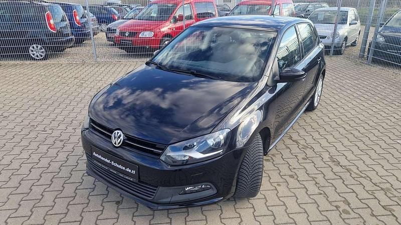 Schwarz Gebraucht 2015 VW Polo Highline Limousine | 8.990 € (Fairer Preis) - Bild 1/4