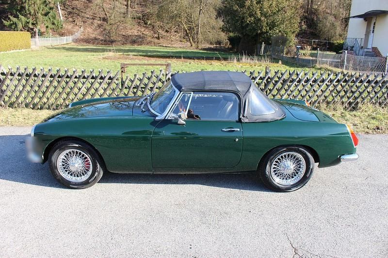 Gebraucht MG B 95 PS (69 kW) 1972 Grün Cabrio
