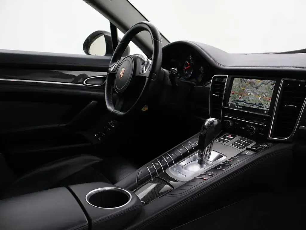 Occasion Porsche Panamera 4 299 ch (219 kW) 2012 Gris Berline