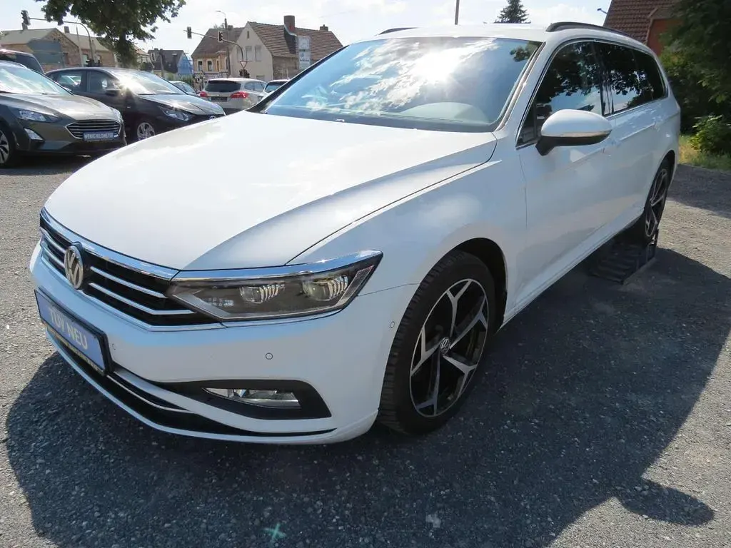 Gebraucht VW Passat Edition 190 PS (139 kW) 2020 Weiß Kombi