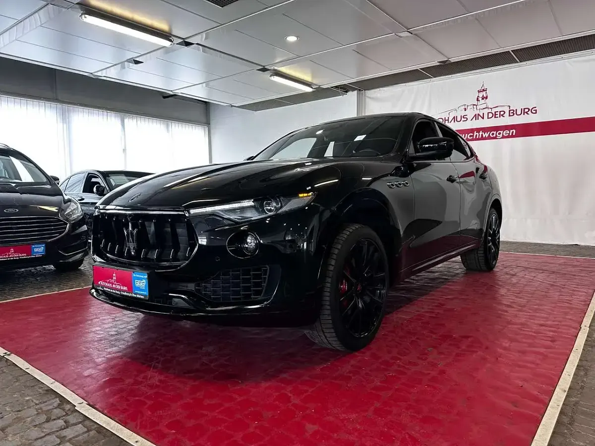 Gebraucht Maserati Levante 275 PS (202 kW) 2018 Schwarz SUV