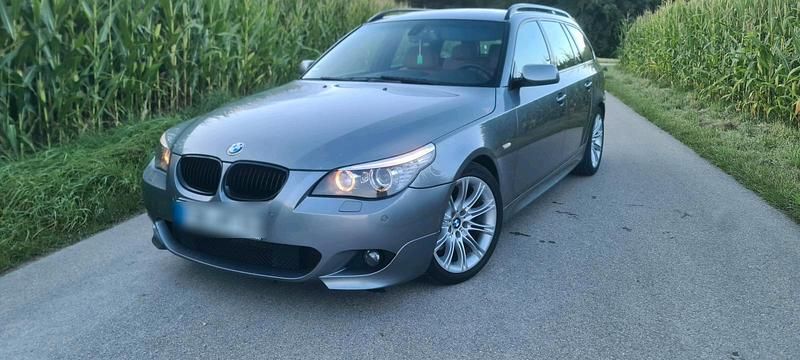 Grau Gebraucht 2007 BMW 530 M Sport Kombi | 9.359 € (Teuer) - Bild 1/4