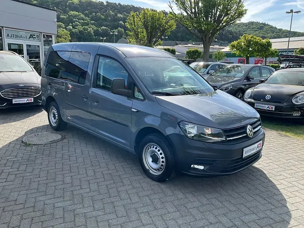 Gebraucht VW Caddy Maxi 102 PS (75 kW) 2018 Grau Van / Kleinbus