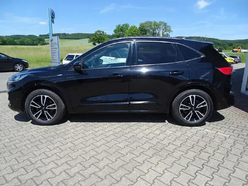 Gebraucht Ford Kuga ST-Line X 150 PS (110 kW) 2021 Obsidianschwarz metallic SUV