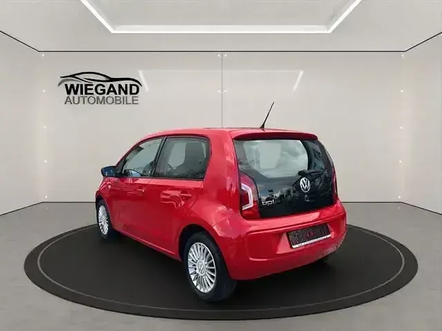 Usado VW up! high up! 60 HP (44 kW) 2016 Vermelho Citadino